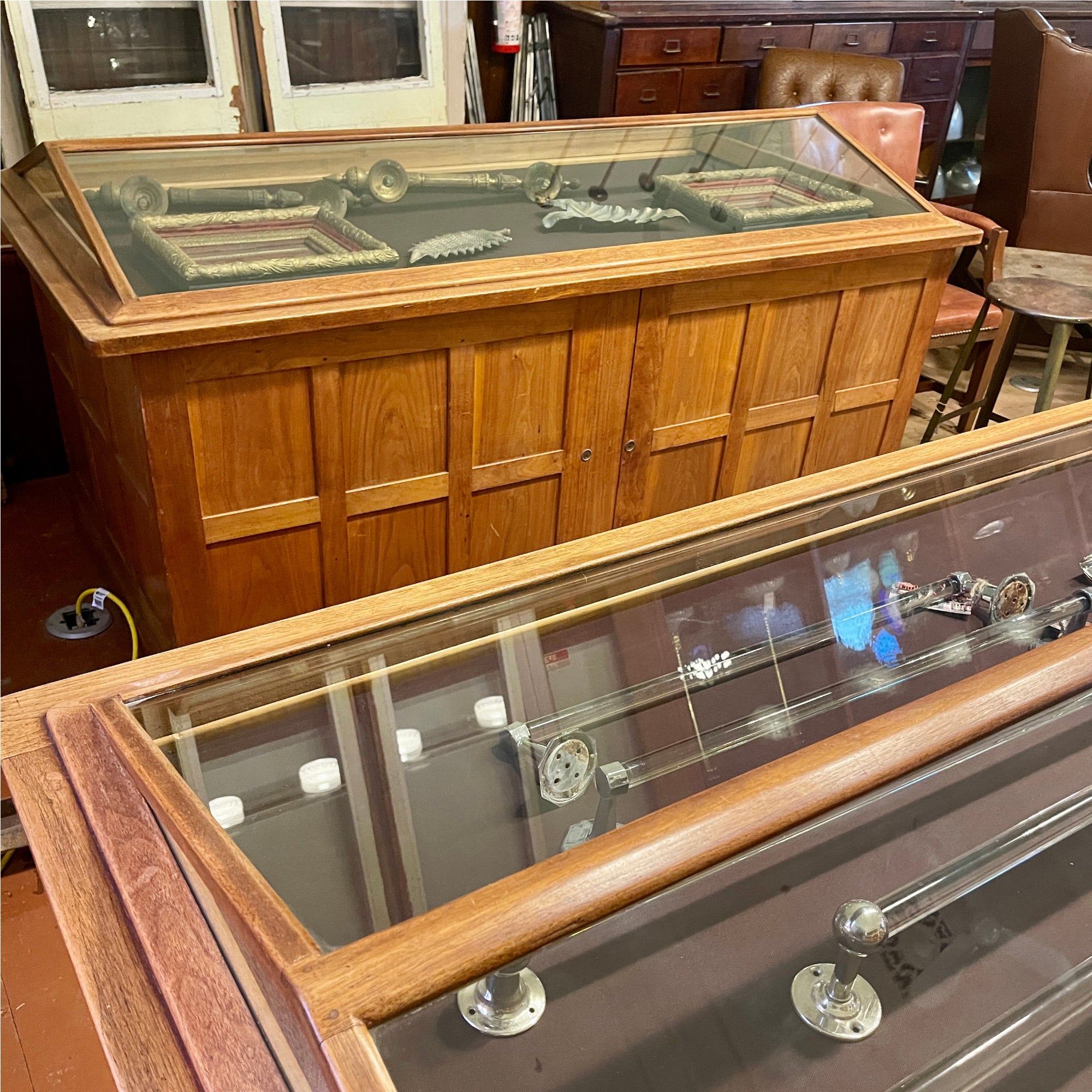 Antique Museum Display Cases – Upper Canada Law Society, Osgoode Hall