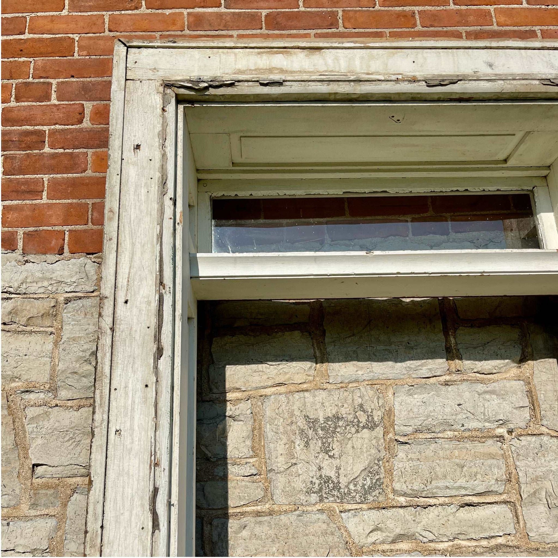 19th Century Doorway With Transom - Salvage-Garden