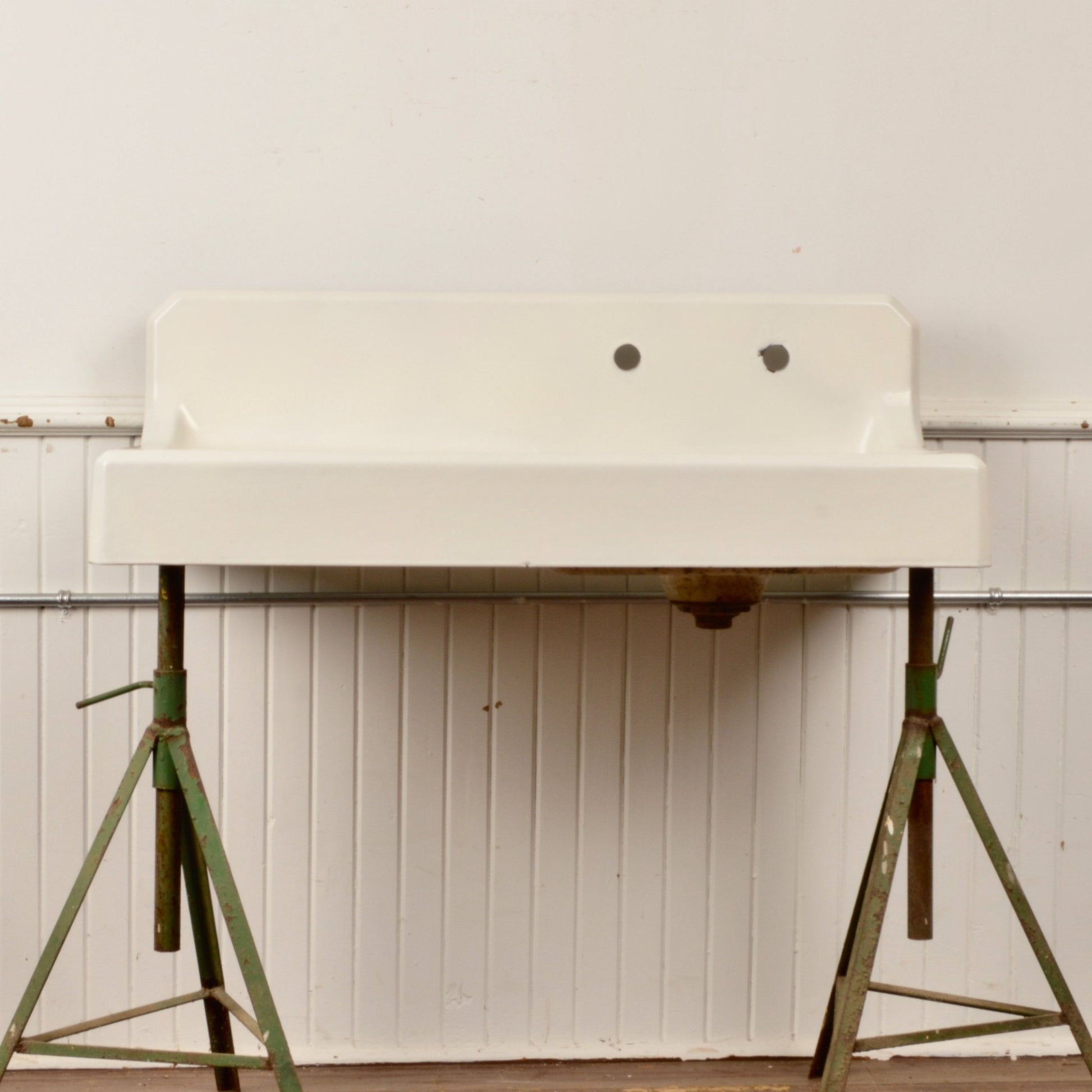 Vintage Apron Front Farmhouse Cast Iron Sink With Draining Board - Salvage-Garden