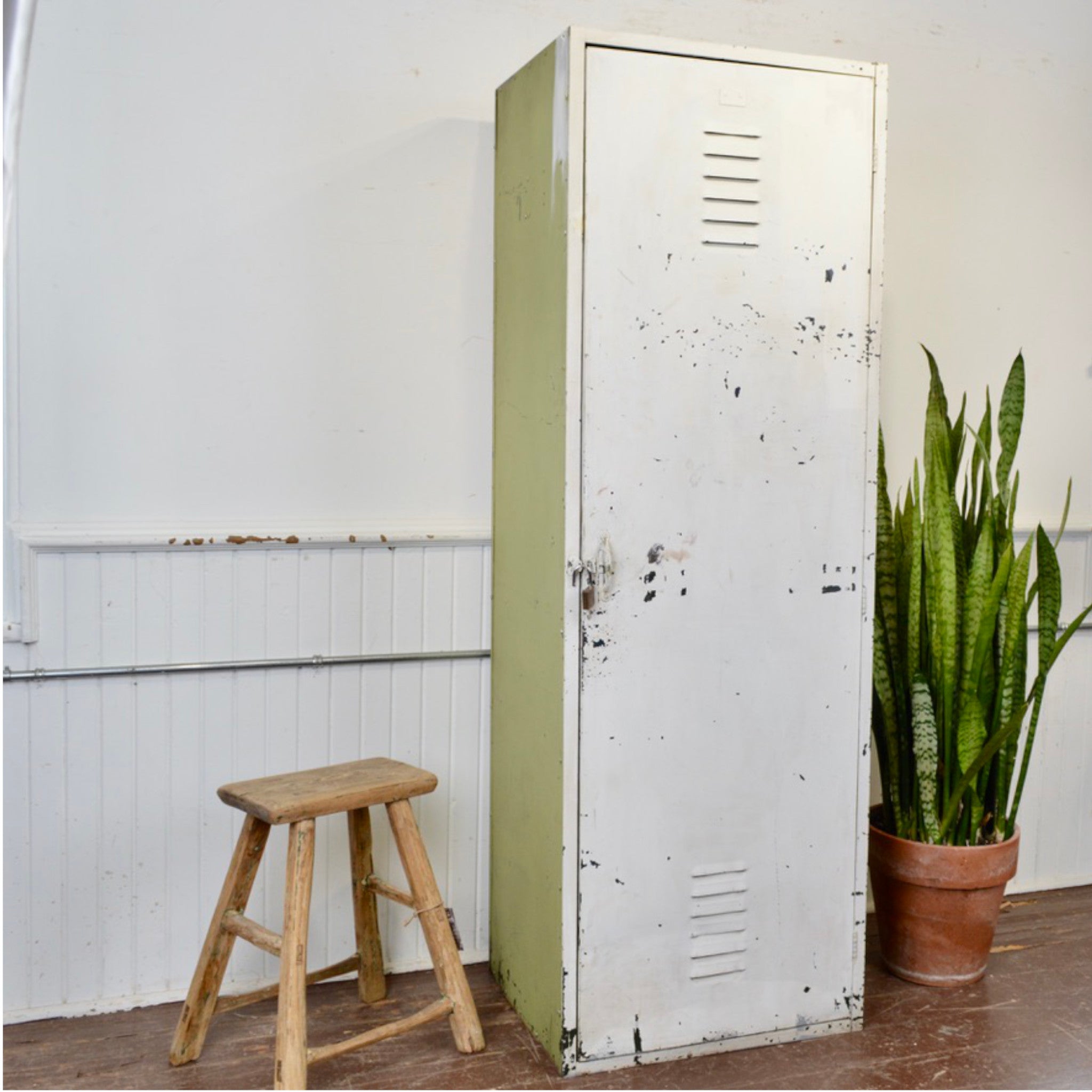 Metal Lockers & Shelving