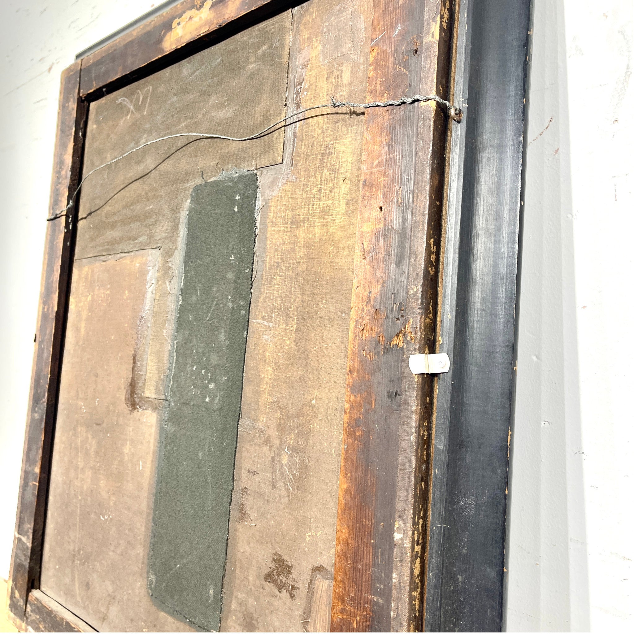 Early 18th Century Portrait of a Gentleman in a Full-Bottomed Wig