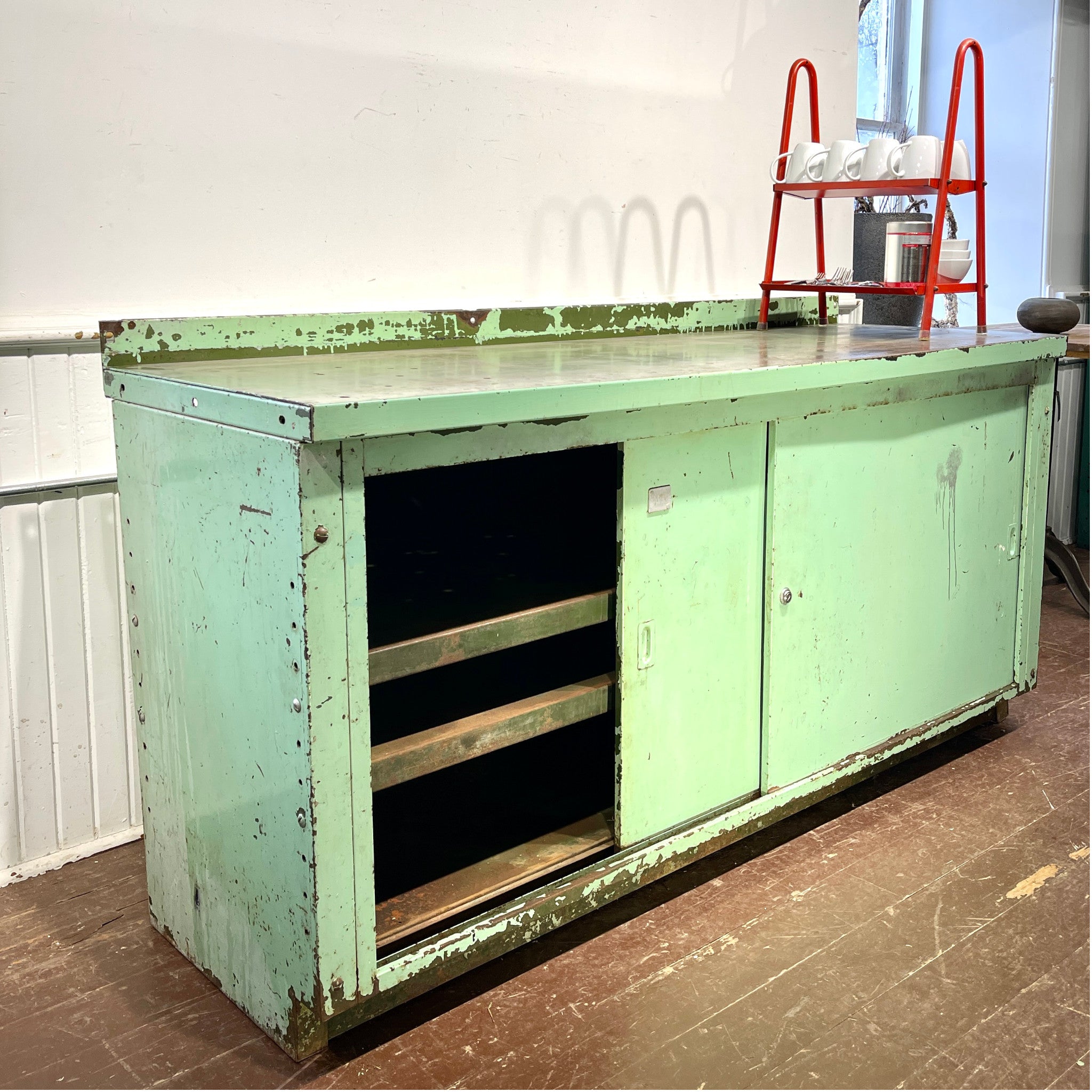 チェスト・タンス VINTAGE steel cabinet Vintage Industrial Steel Cabinet with Sliding Doors – Salvage-Garden