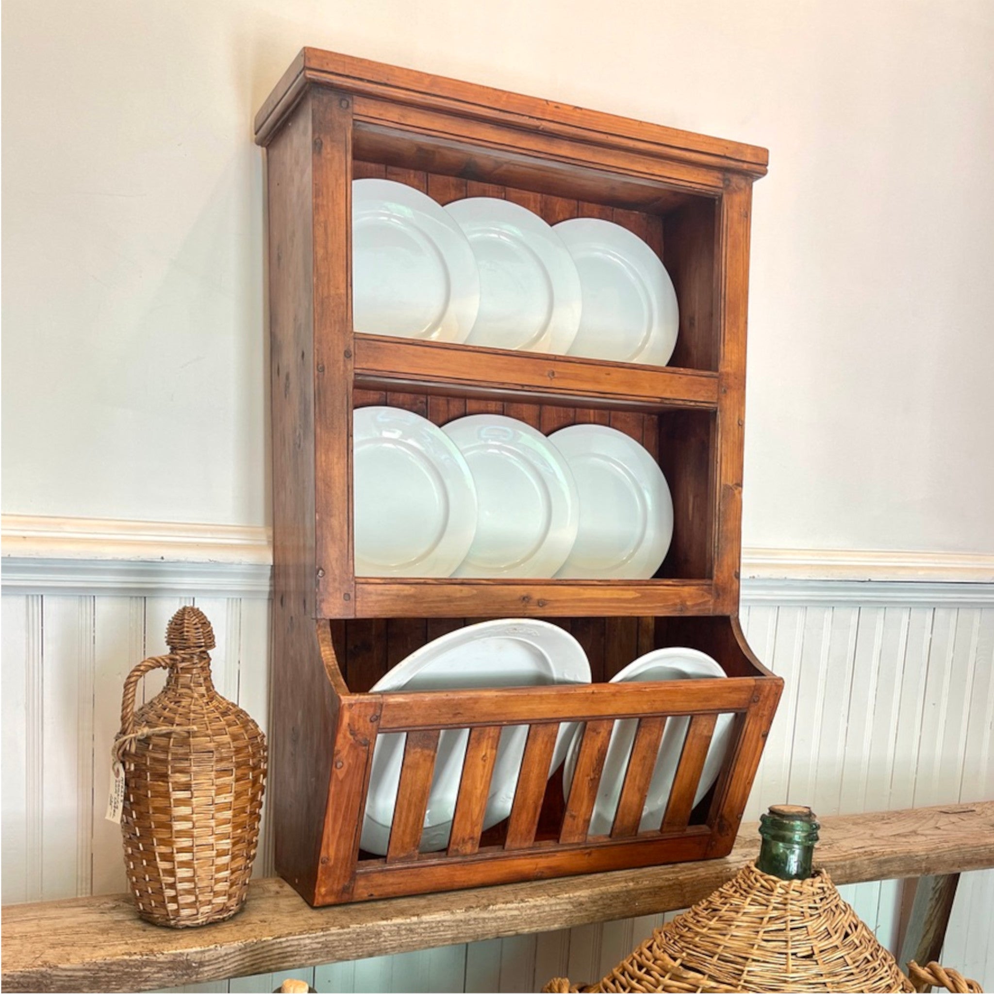 European Pine Wall-Mounted Dish Rack