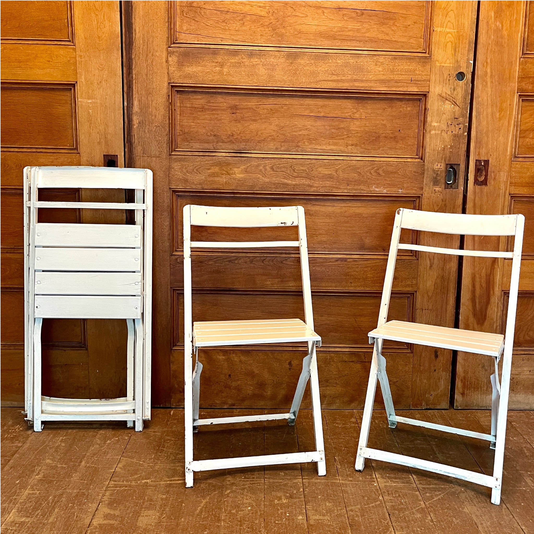 Set of 4 Mid-Century Folding Chairs in Painted Steel with Wood Slat Seats