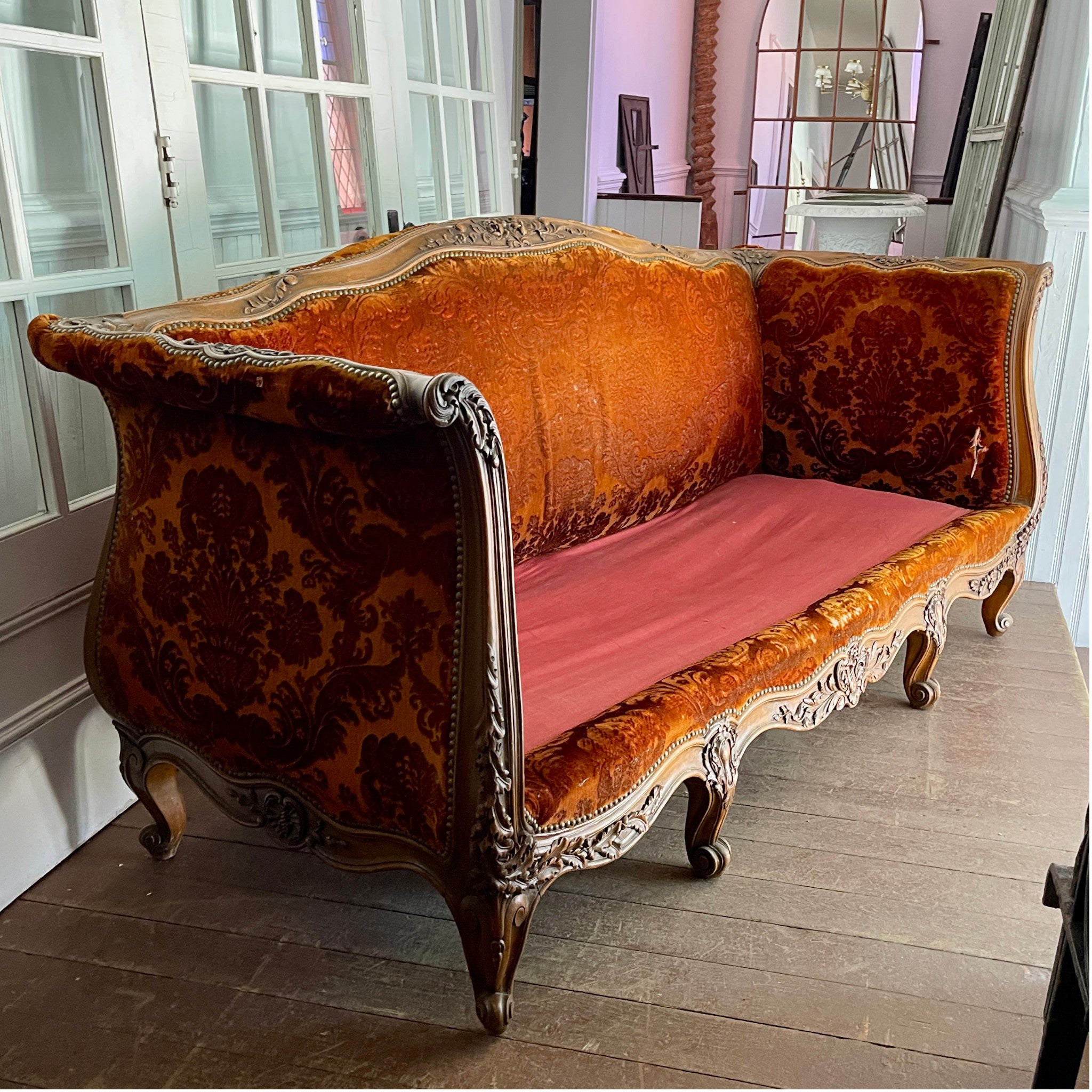 Antique Louis XV Style Carved Walnut Sofa – Damask Velvet Upholstery