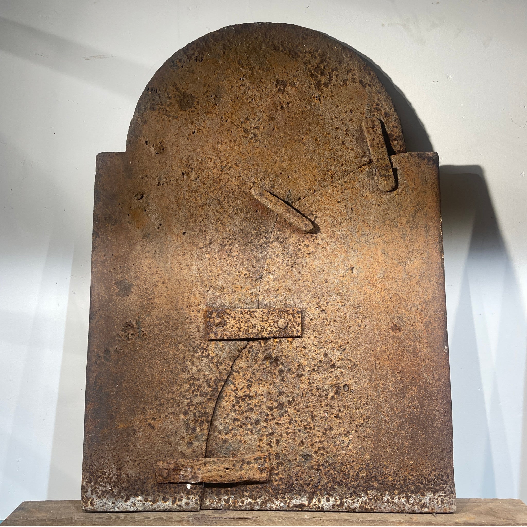 17th Century Cast Iron "Allegory Of Peace" Fireback