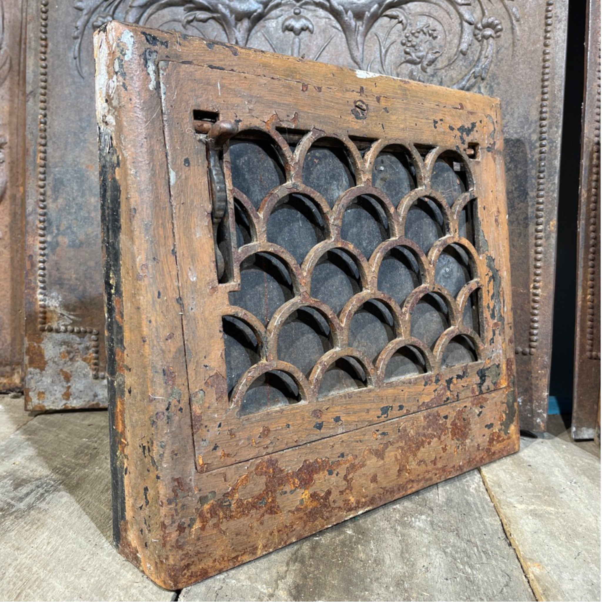 Antique Cast Iron Wall Grate
