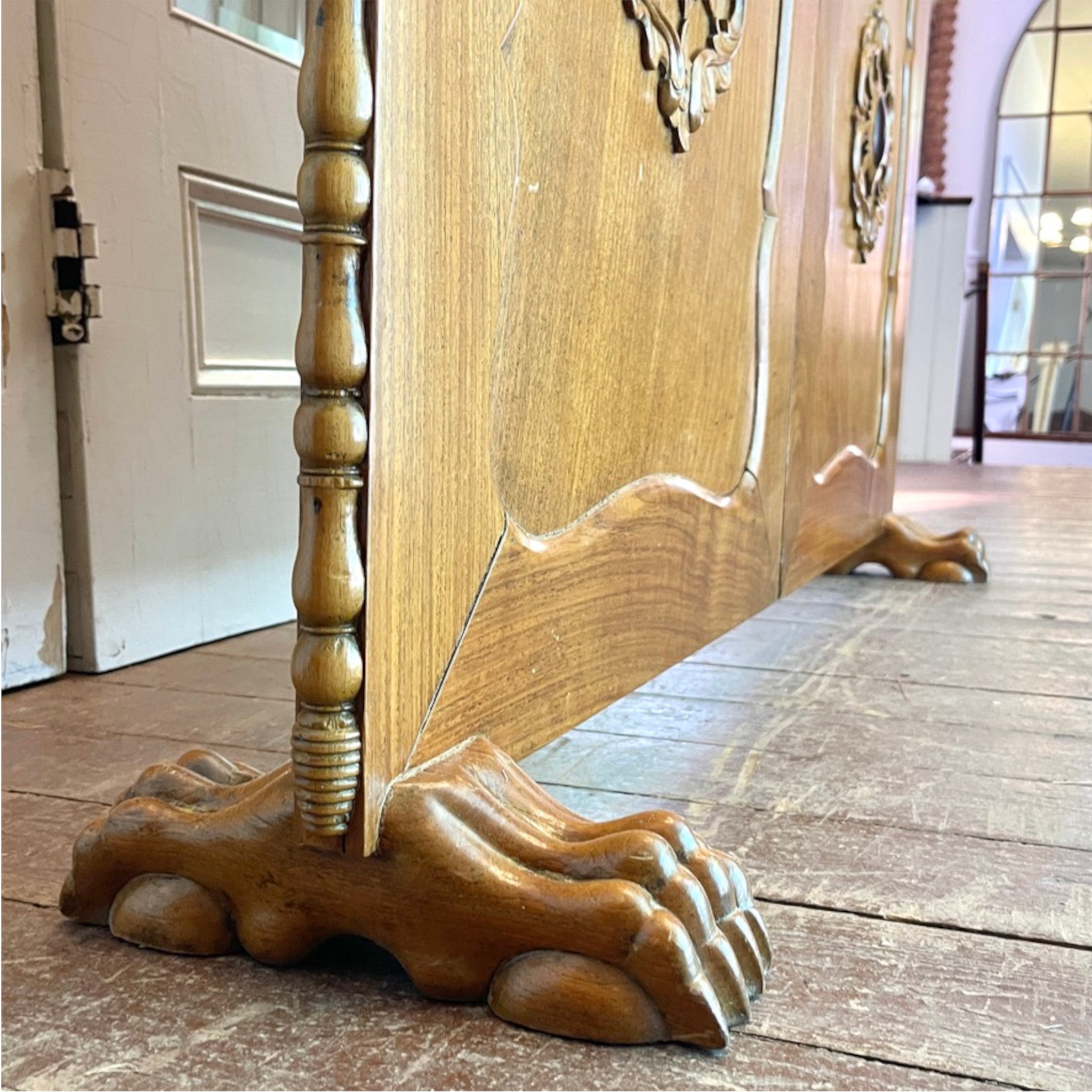 Vintage Dutch Teak Folding Screen with Chinoiserie-Inspired Carvings