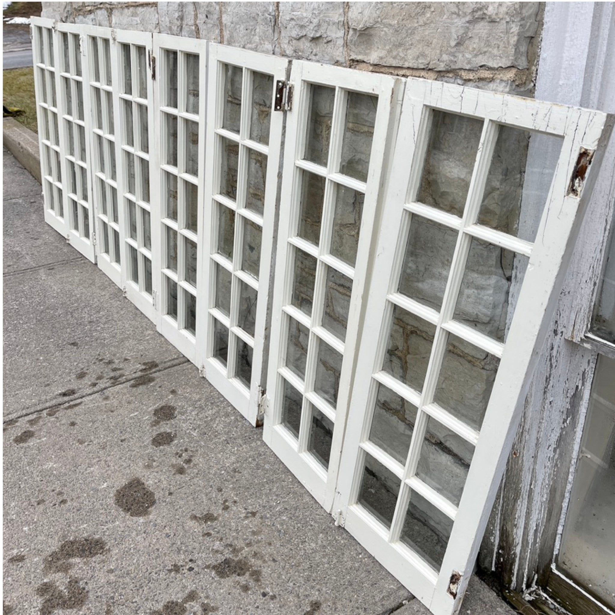 10 Lite Windows - Salvage-Garden