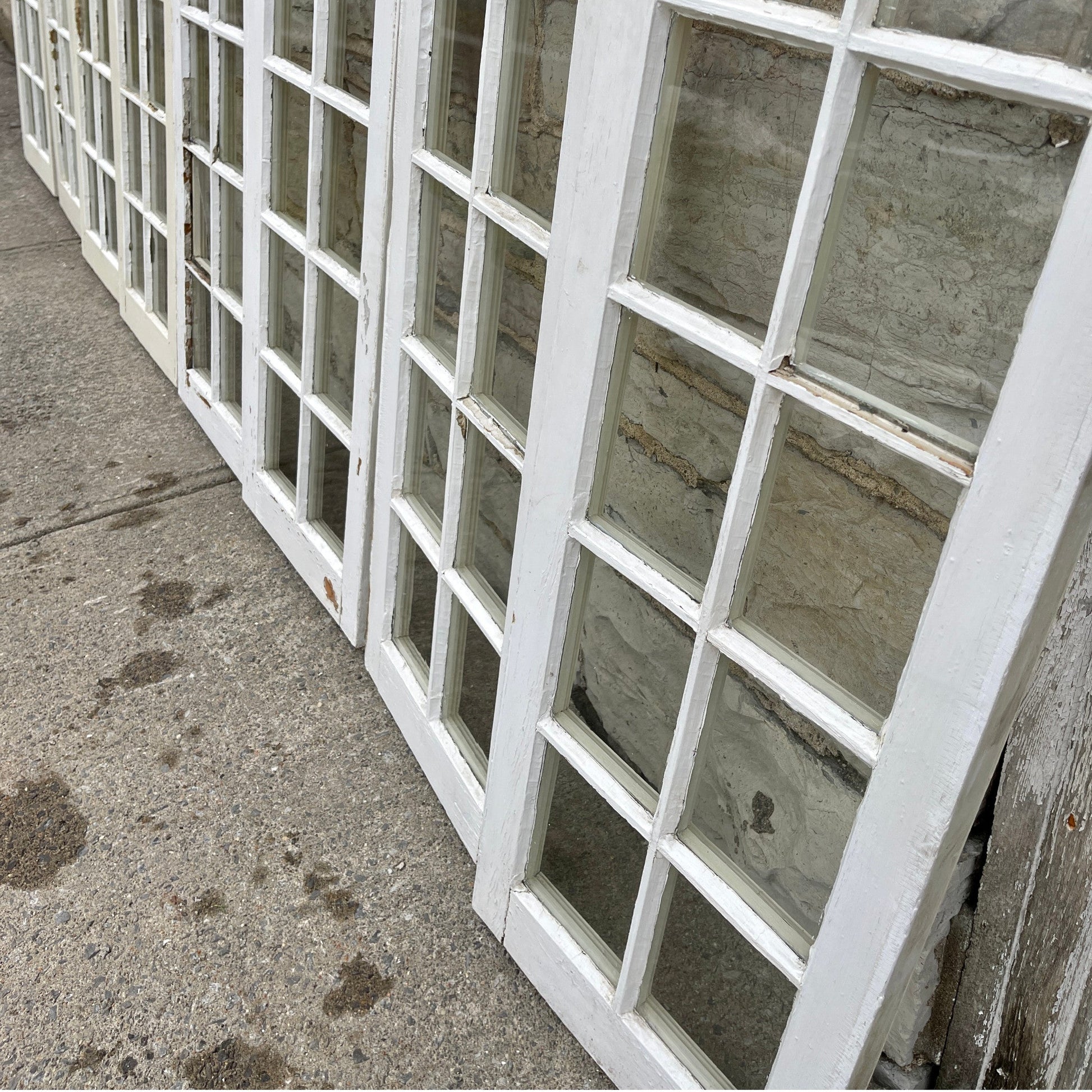 10 Lite Windows - Salvage-Garden