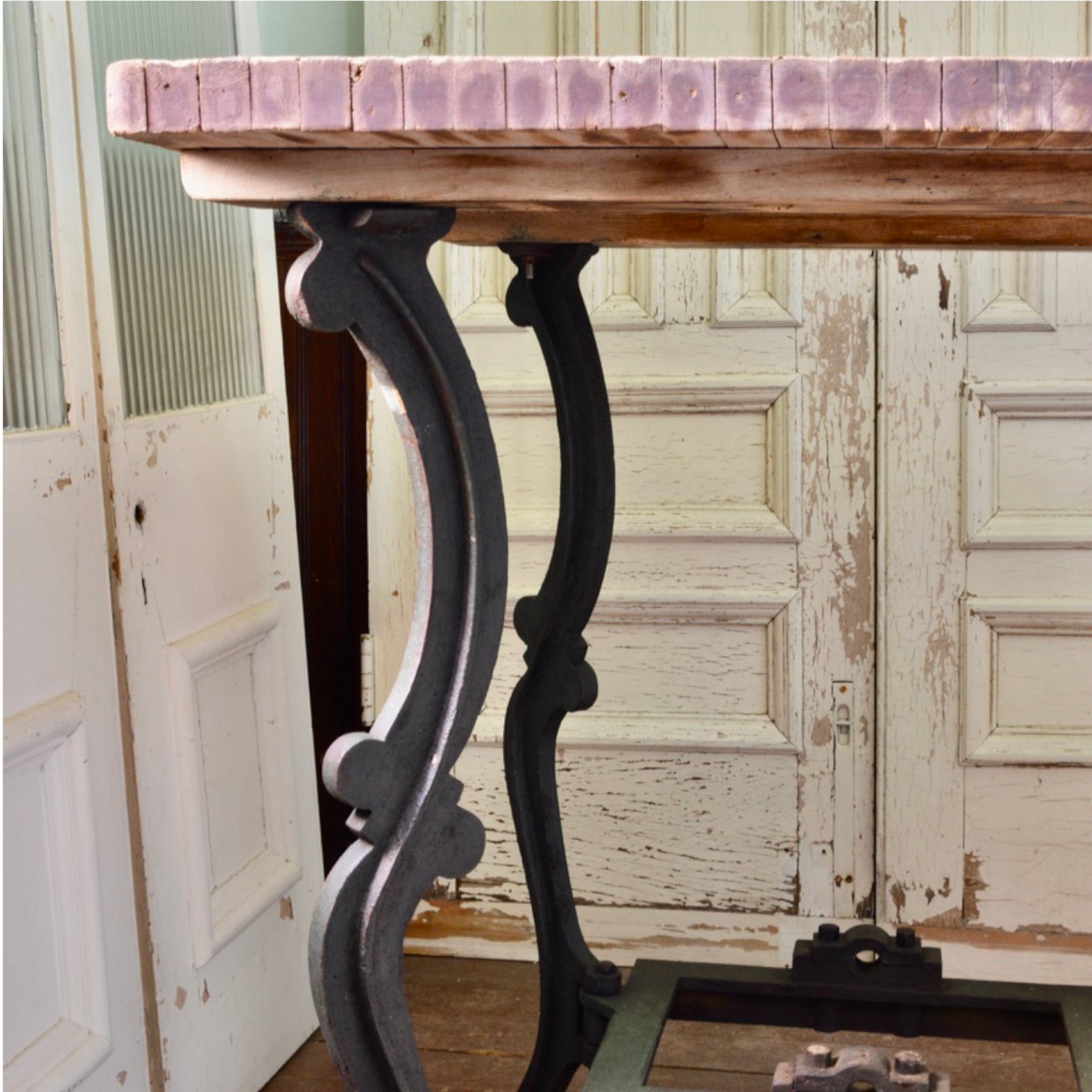 Antique Cast Iron Industrial Table – Salvage-Garden
