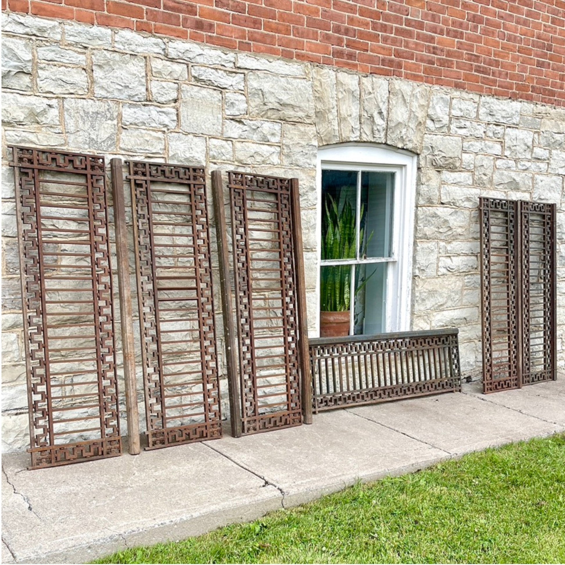 Antique Cast Iron Railing - Salvage-Garden