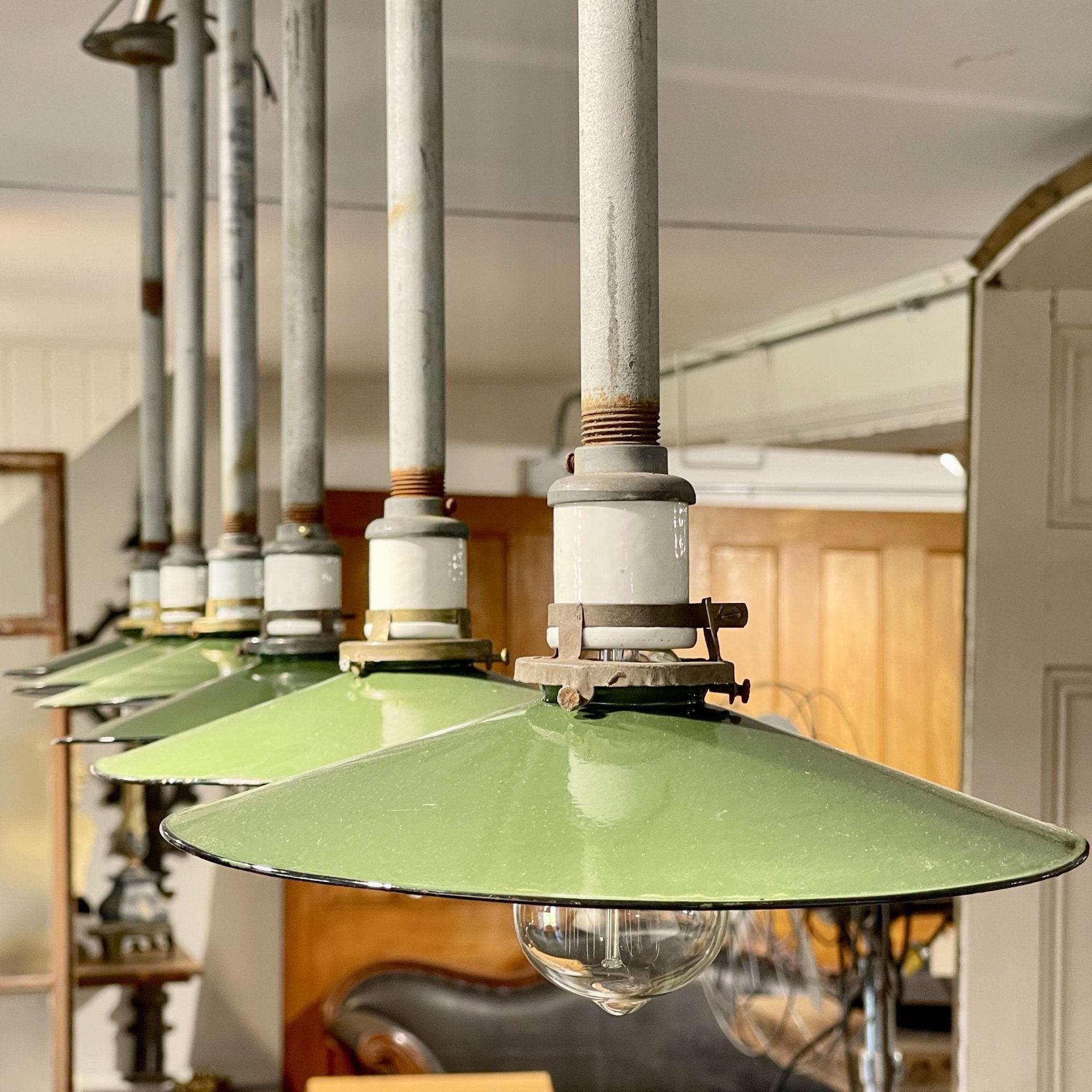 アンティークBenjaminベンジャミンミラーシェードランプFARIES