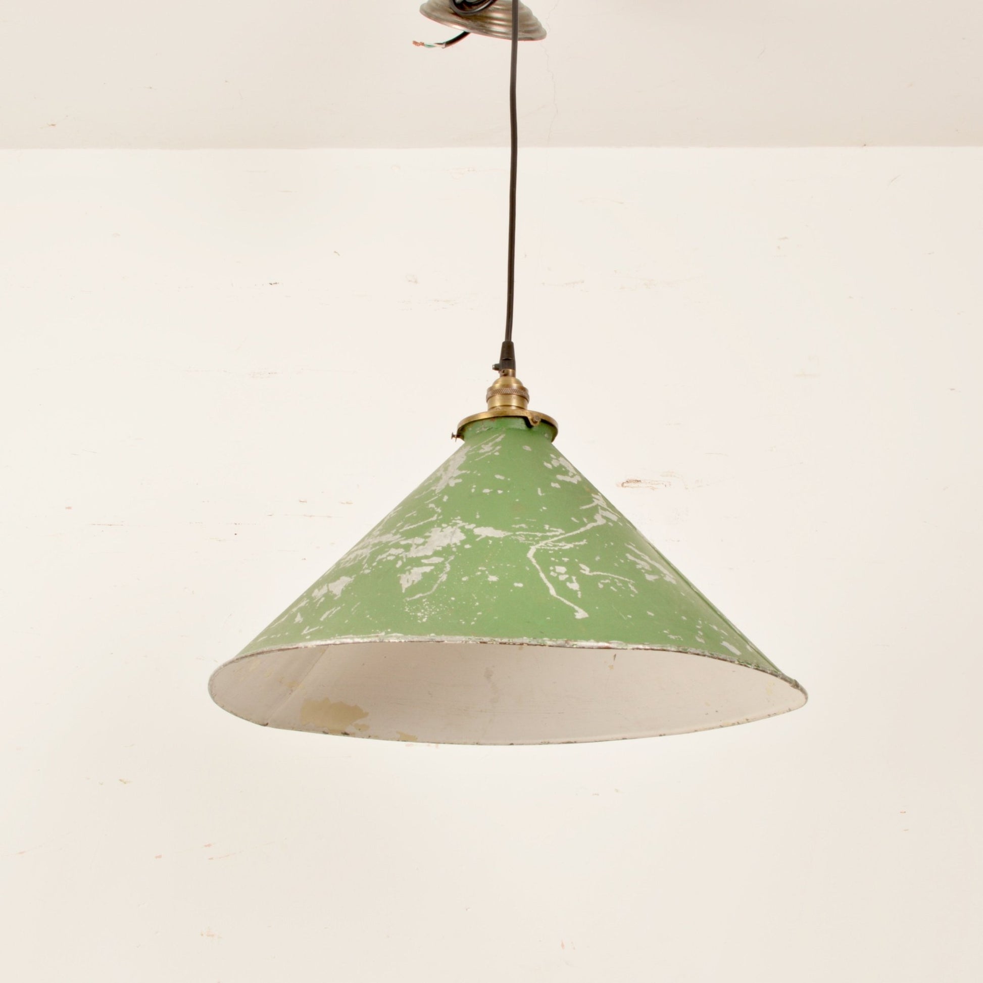Industrial Task Light Pendant - Salvage-Garden