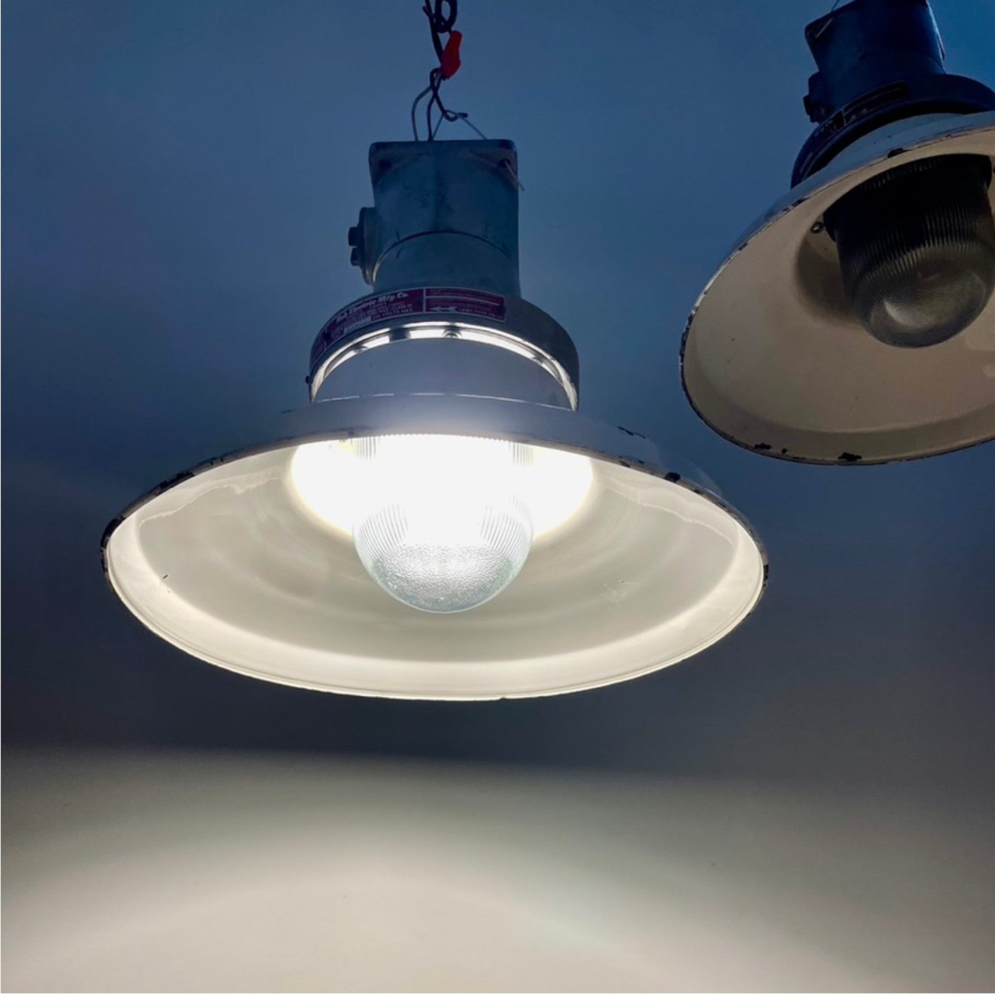 Large Industrial Vapour Proof Lights - Salvage-Garden