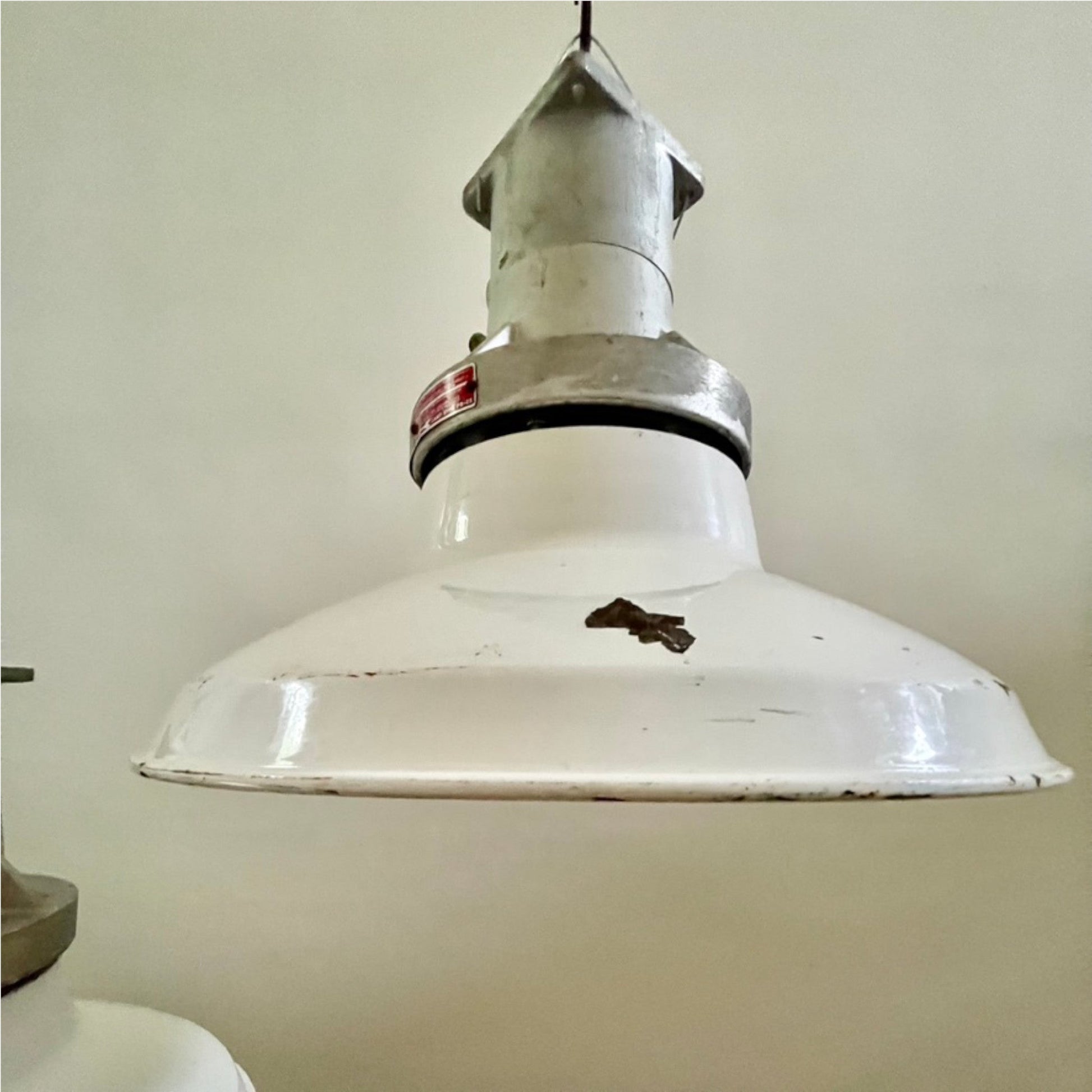 Large Industrial Vapour Proof Lights - Salvage-Garden