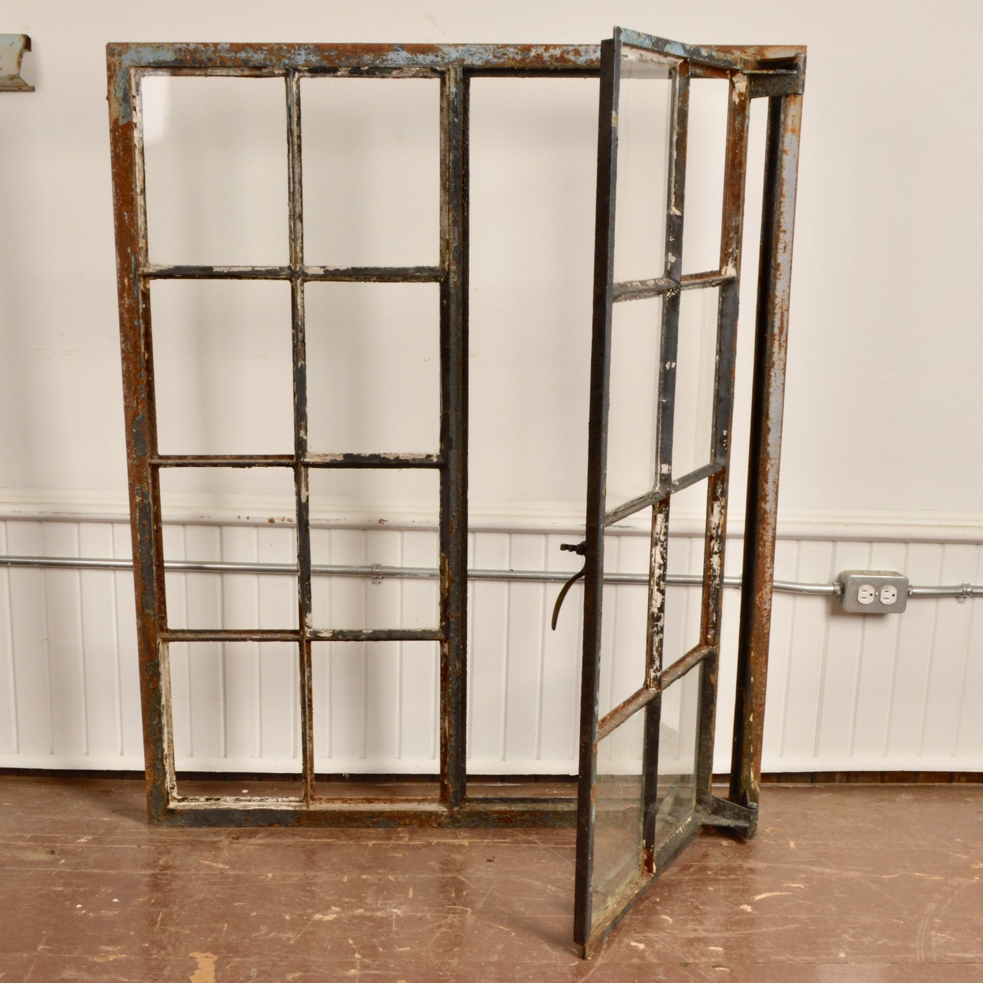 Vintage Hope Rolled Metal Casement Window - Salvage-Garden